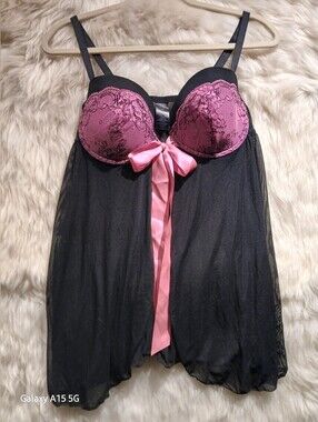 Women’s Black & Pink Lace Babydoll Nightie with Satin Bow.  #A0028